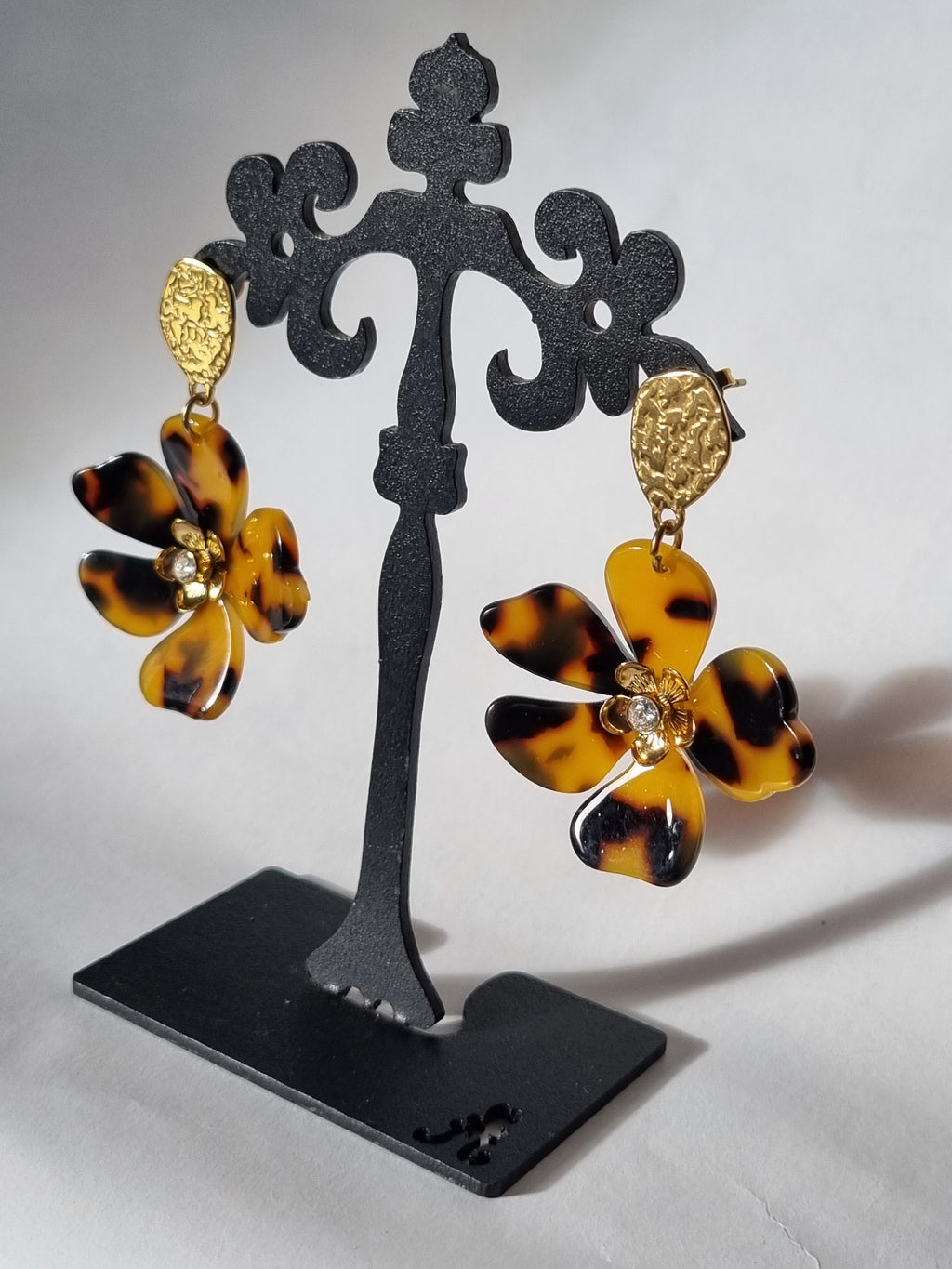 Boucles d’oreilles Fleurs Tortoise & Or Martelé
