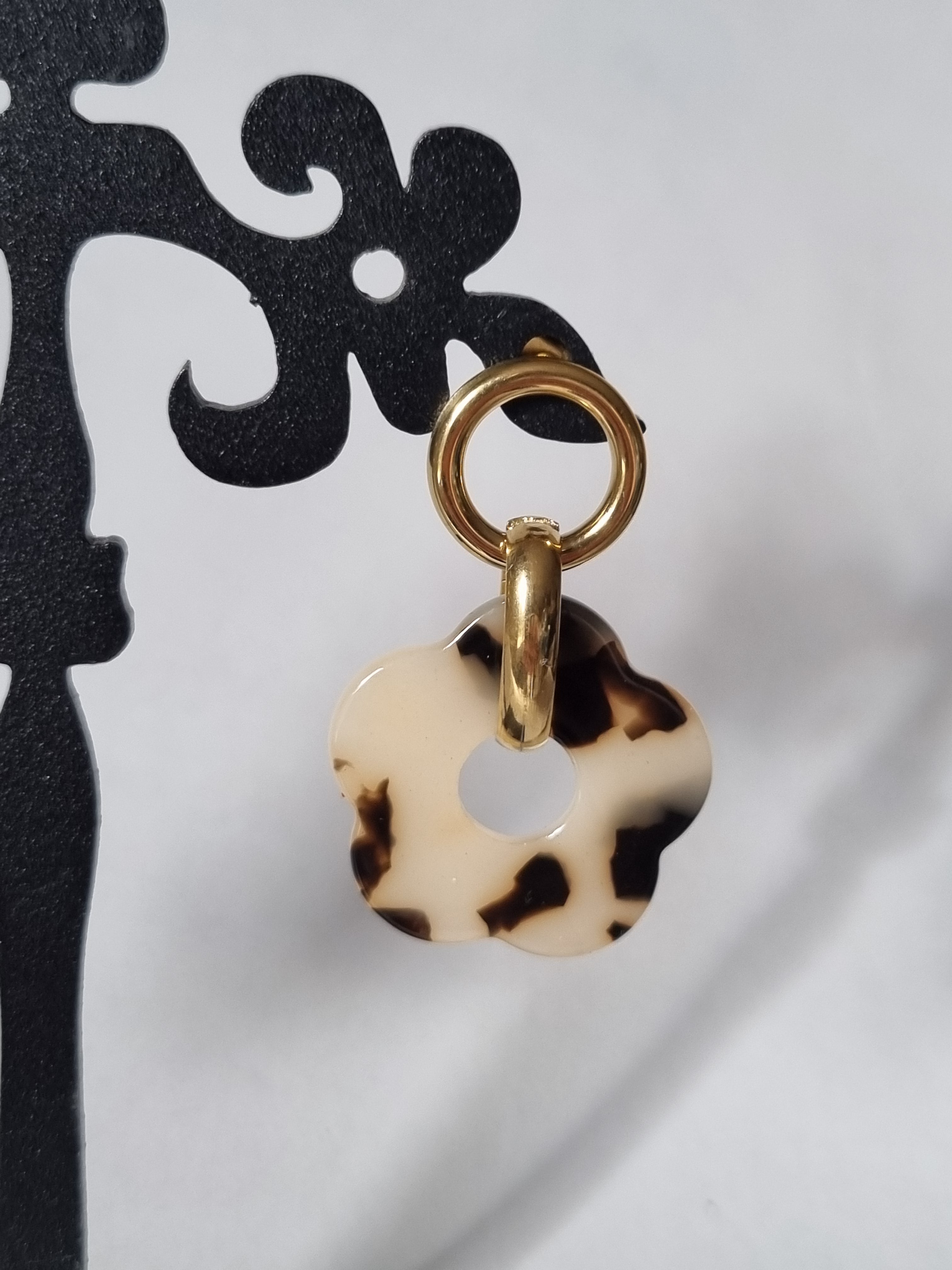 Boucles d’oreilles Fleurs Tortoise & Anneau Doré