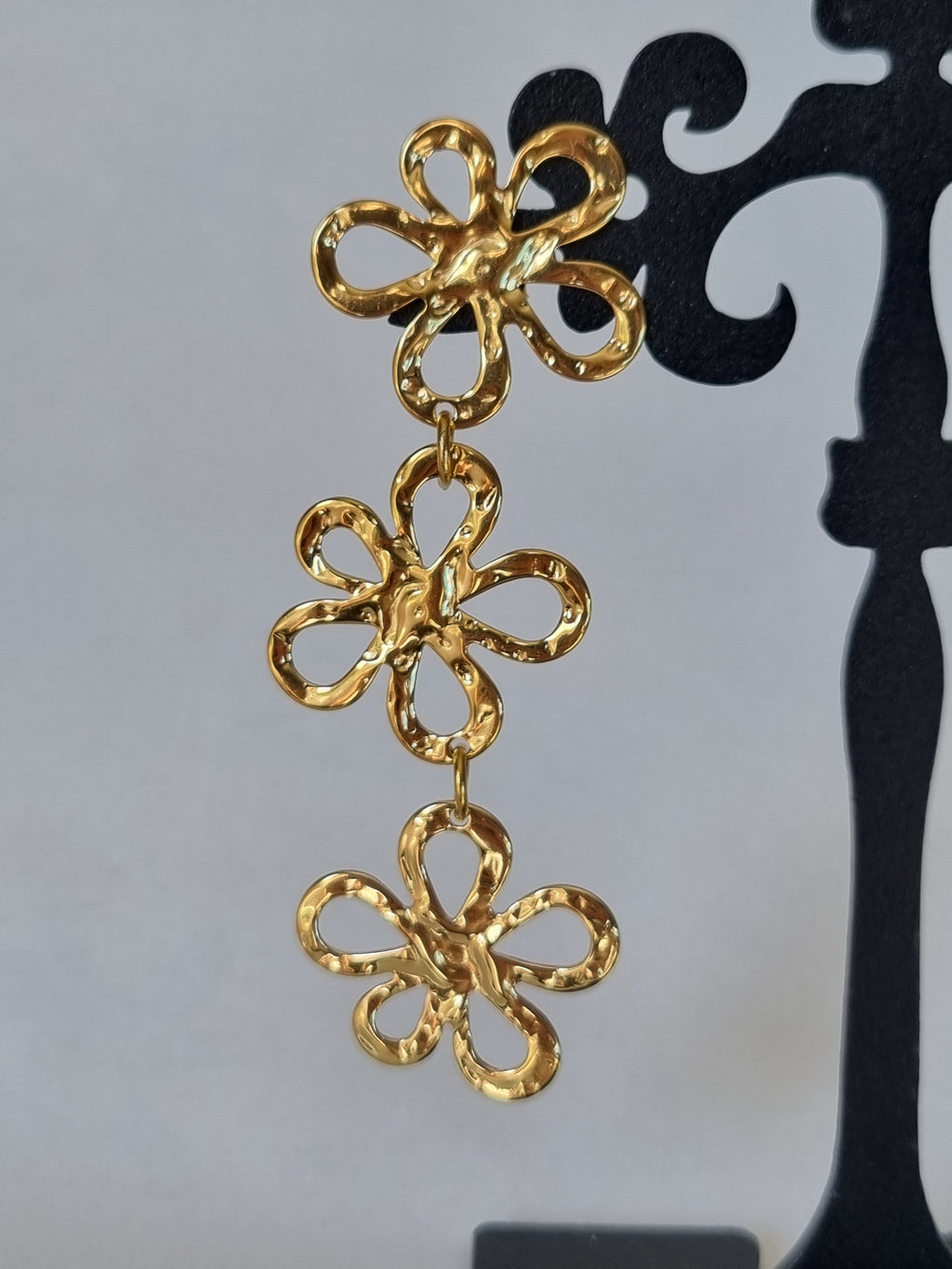 Boucles d'oreilles Floral Doré à Trois Fleurs