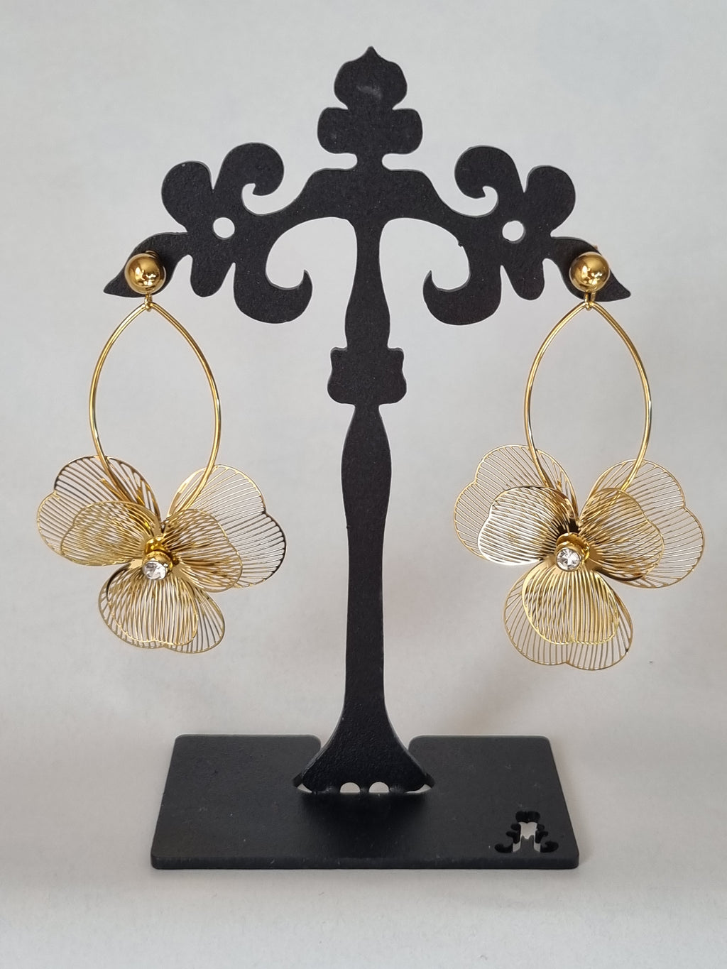 Boucles d’Oreilles Fleur Filigrane Dorée