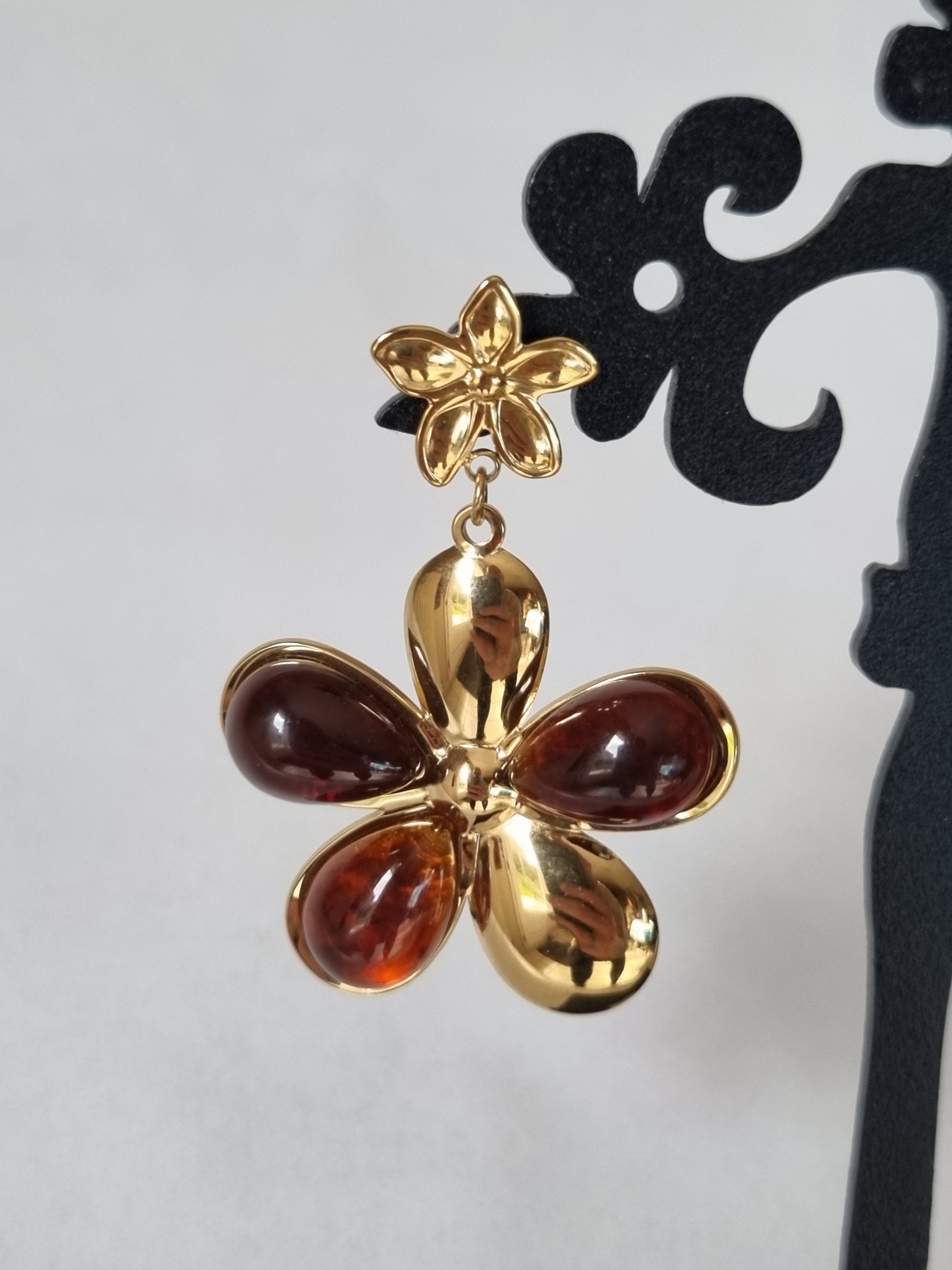 Boucles d’Oreilles Fleur Dorée & Ambre