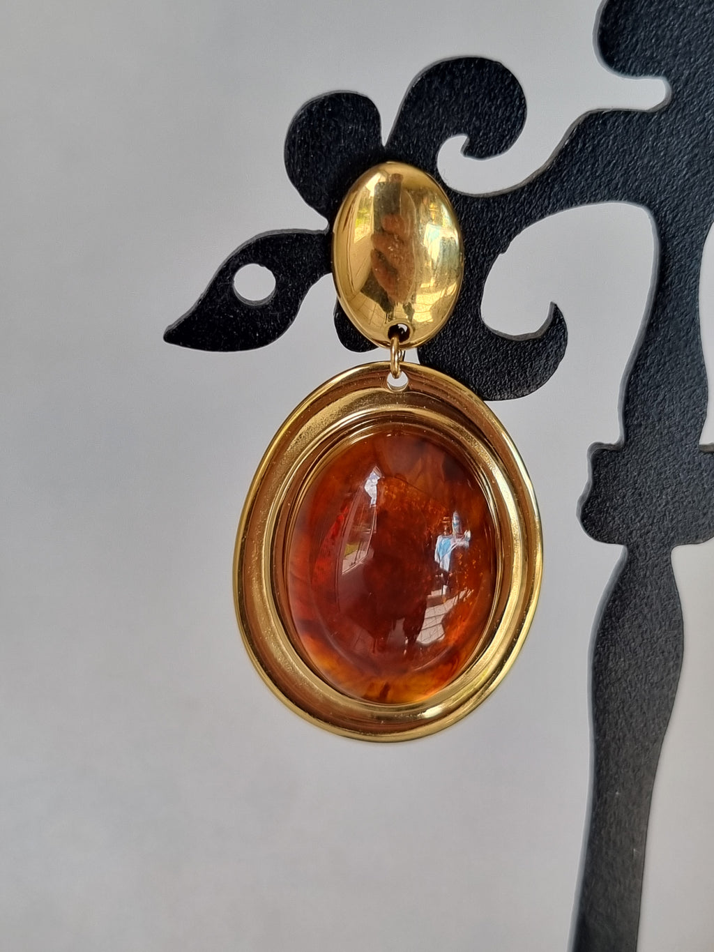 Boucles d’Oreilles Ovale Ambre & Doré