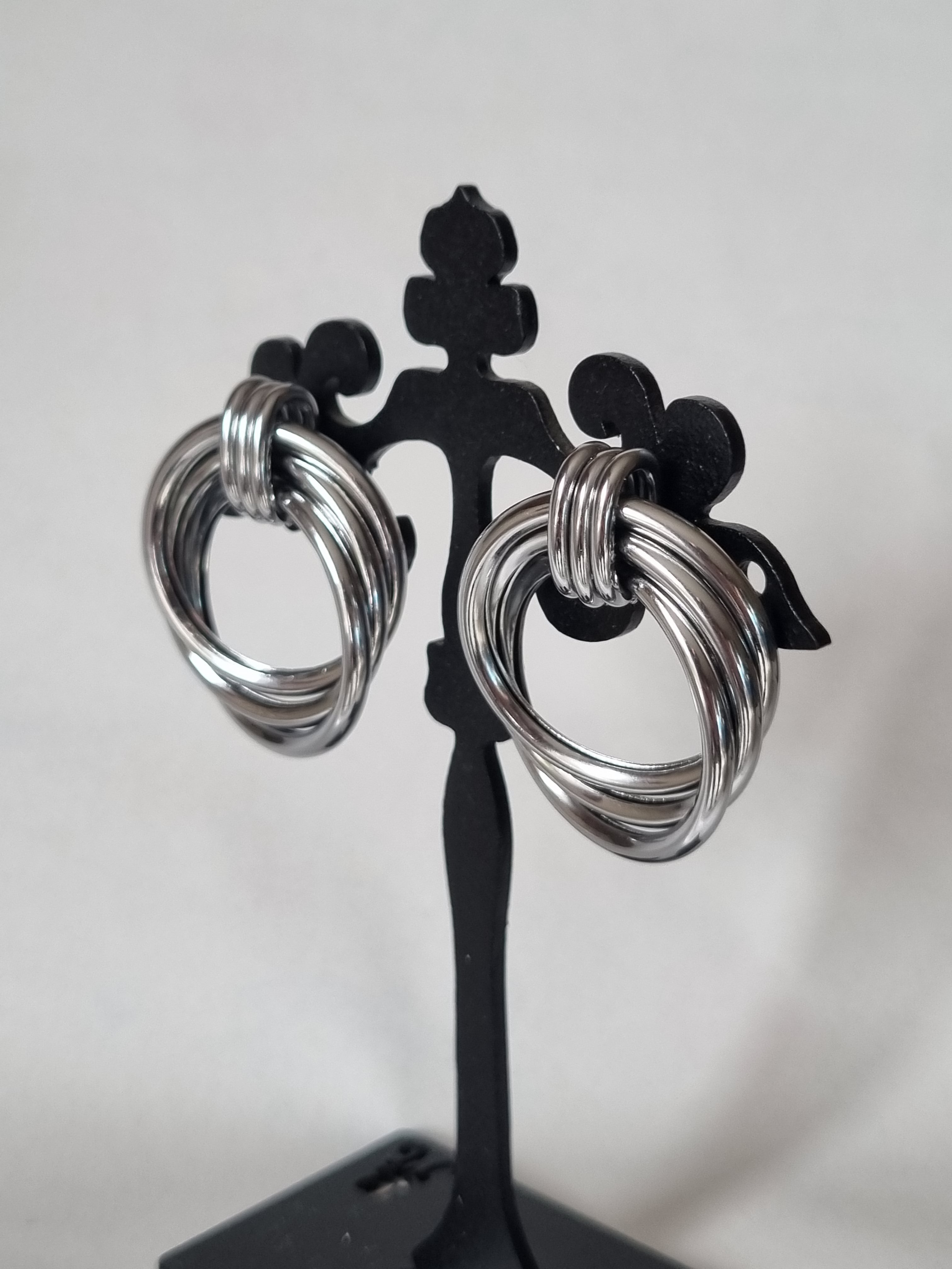 Boucles d’Oreilles Anneaux Dorés Multiples