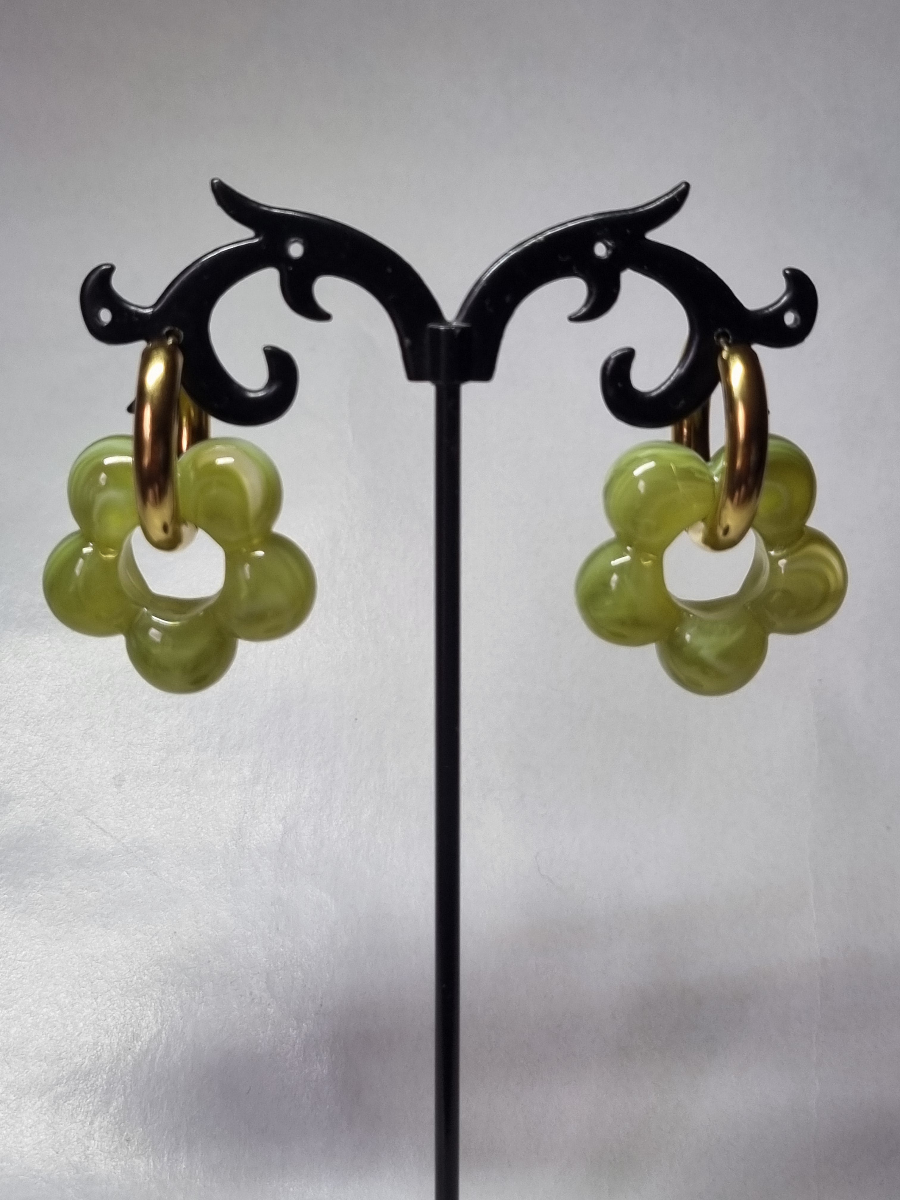 Boucles d’Oreilles Anneau Doré & Perles