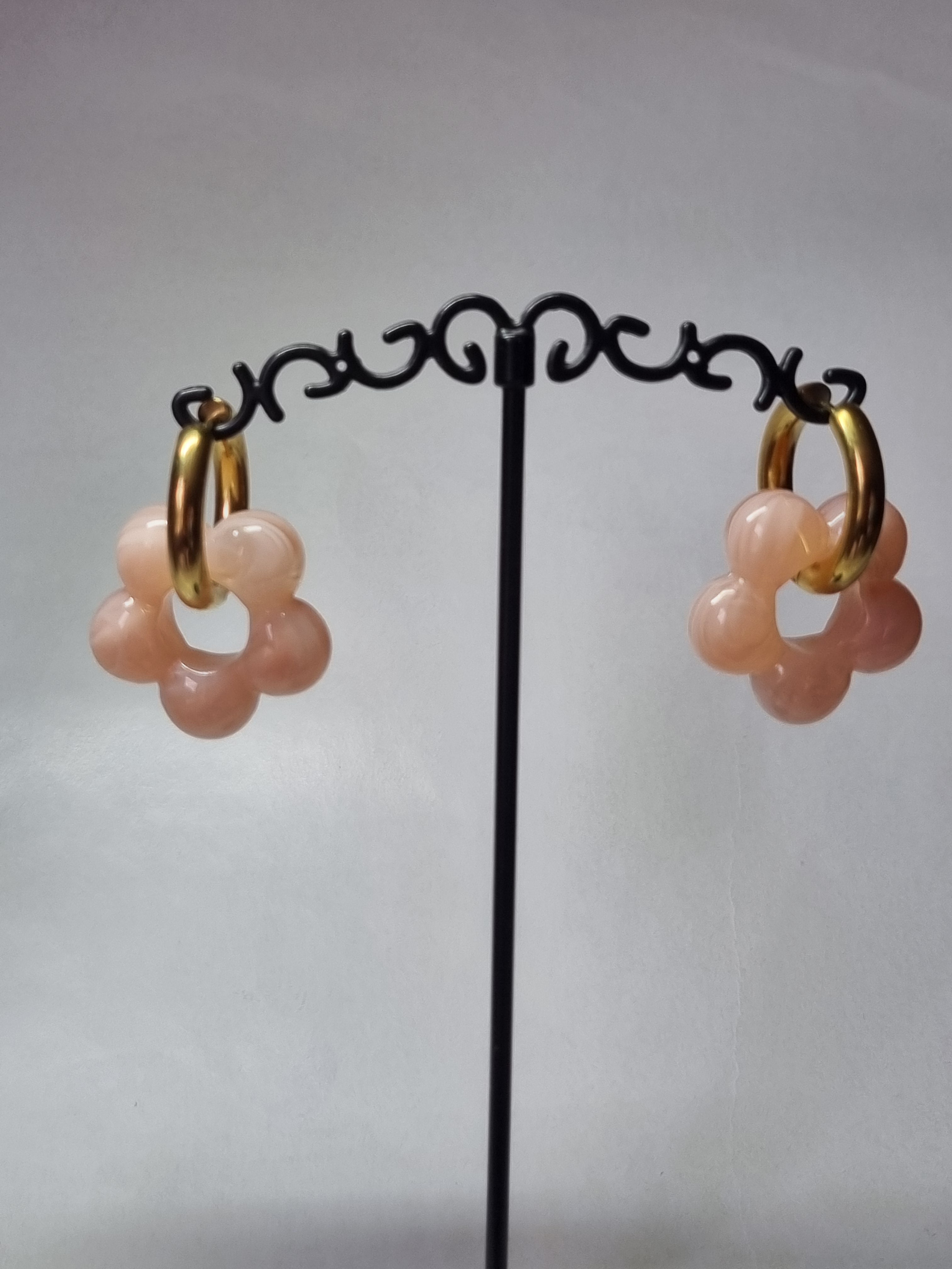 Boucles d’Oreilles Anneau Doré & Perles