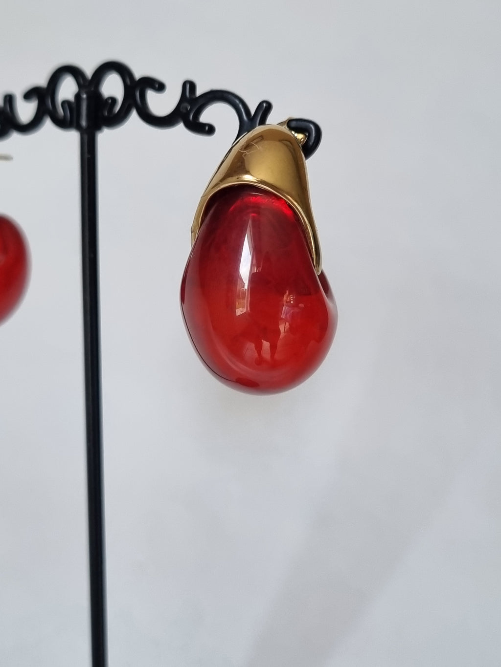 Boucles d'oreilles goute Rouge & Doré – Style Oriental