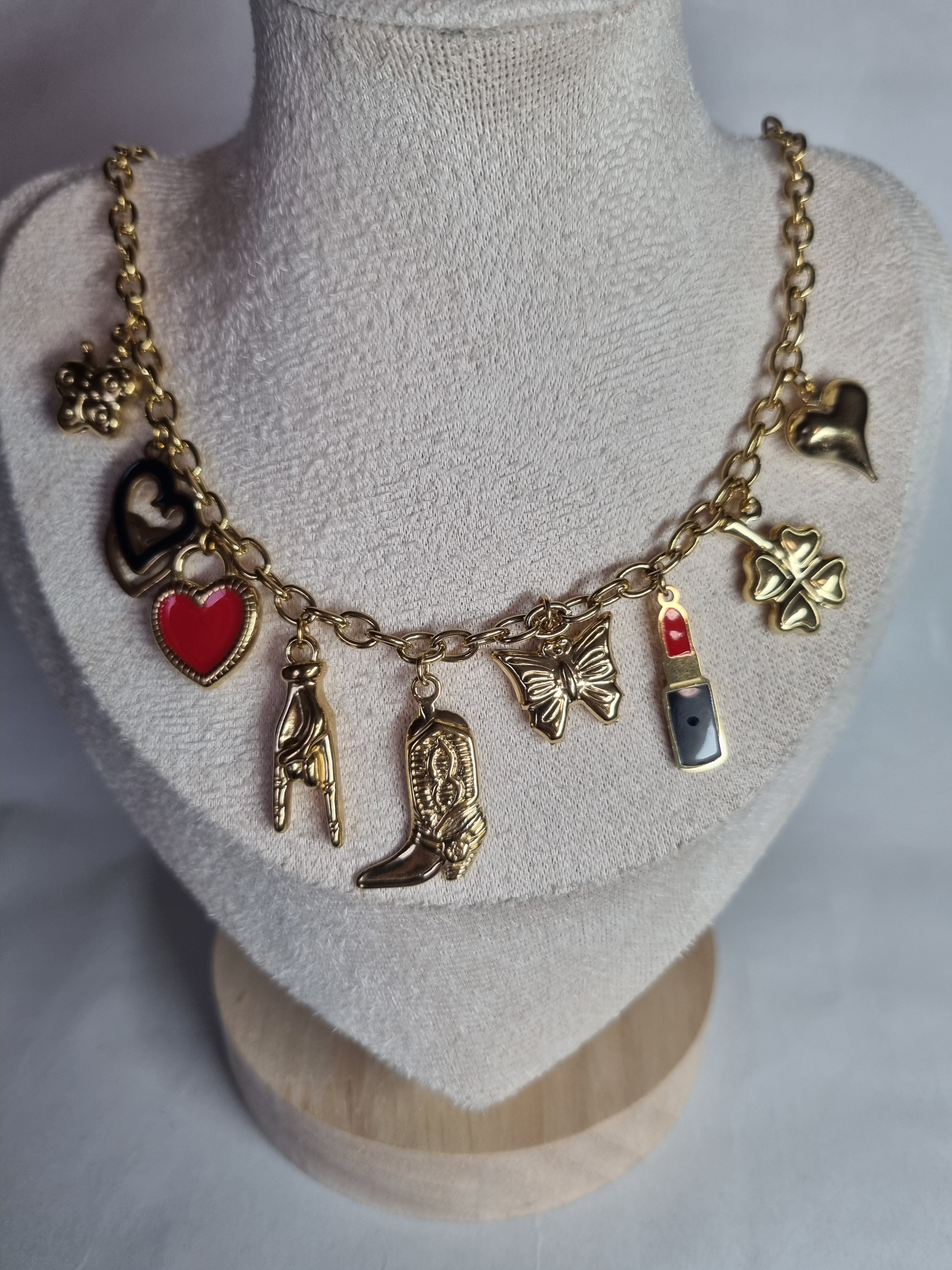 Collier Charms Doré – Porte‑bonheur Élégant et Tendance