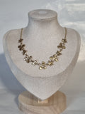 Collier Doré Fleur – Élégance Florale et Raffinement Intemporel