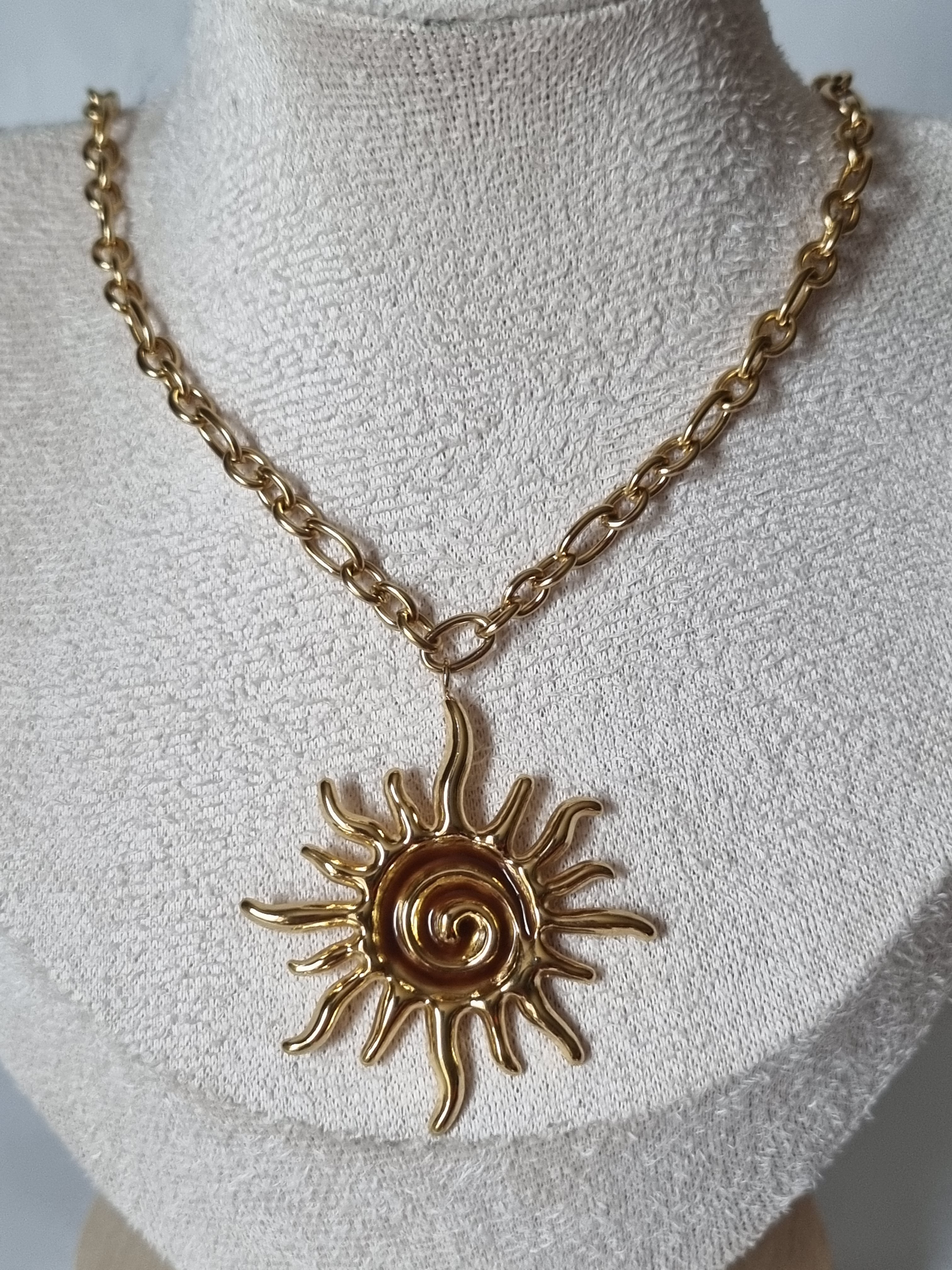 Collier Soleil Doré
