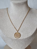 Collier Médaillon Doré