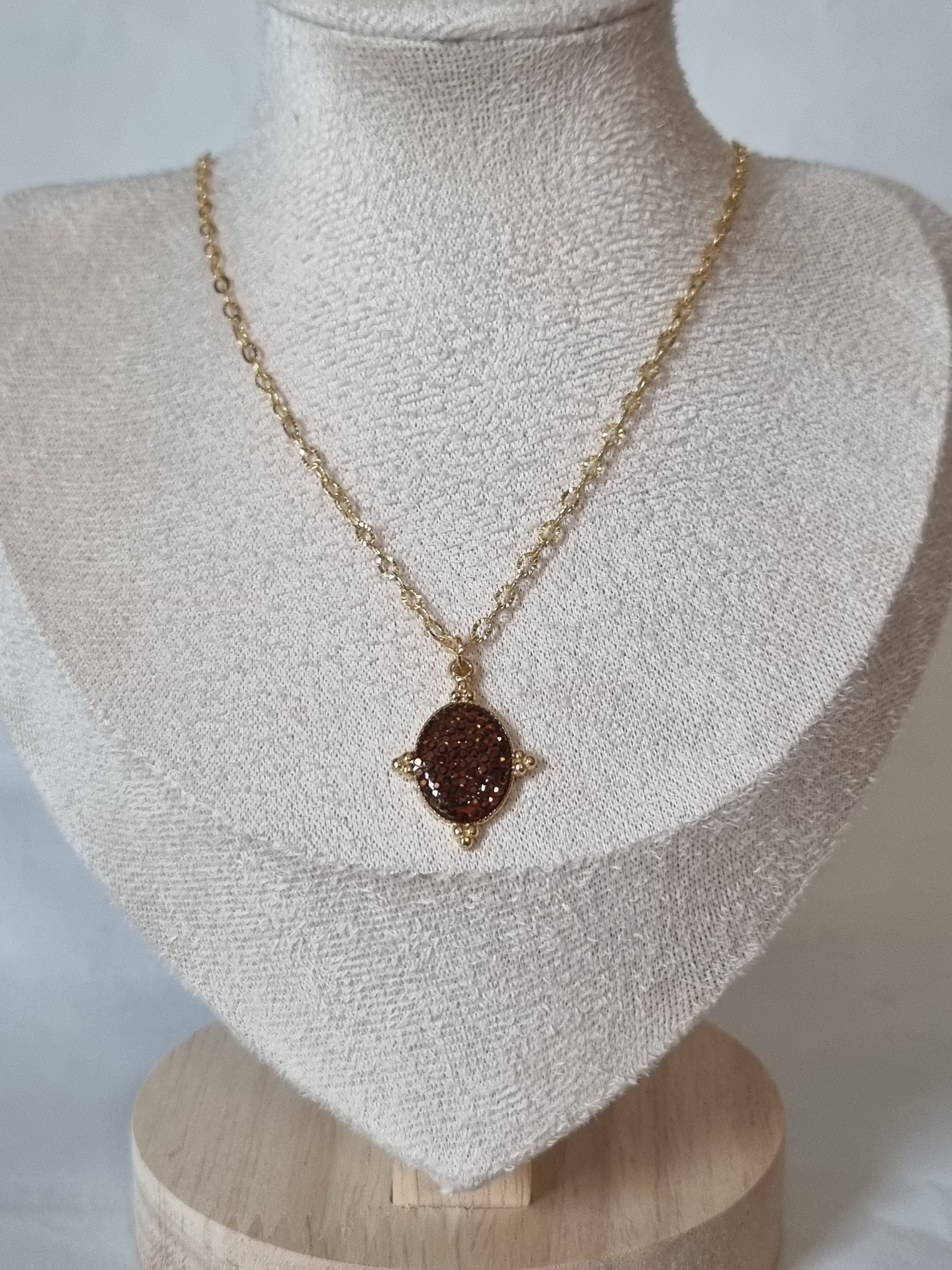 Collier Pierre Brune Doré
