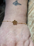 Bracelet fleur dorée