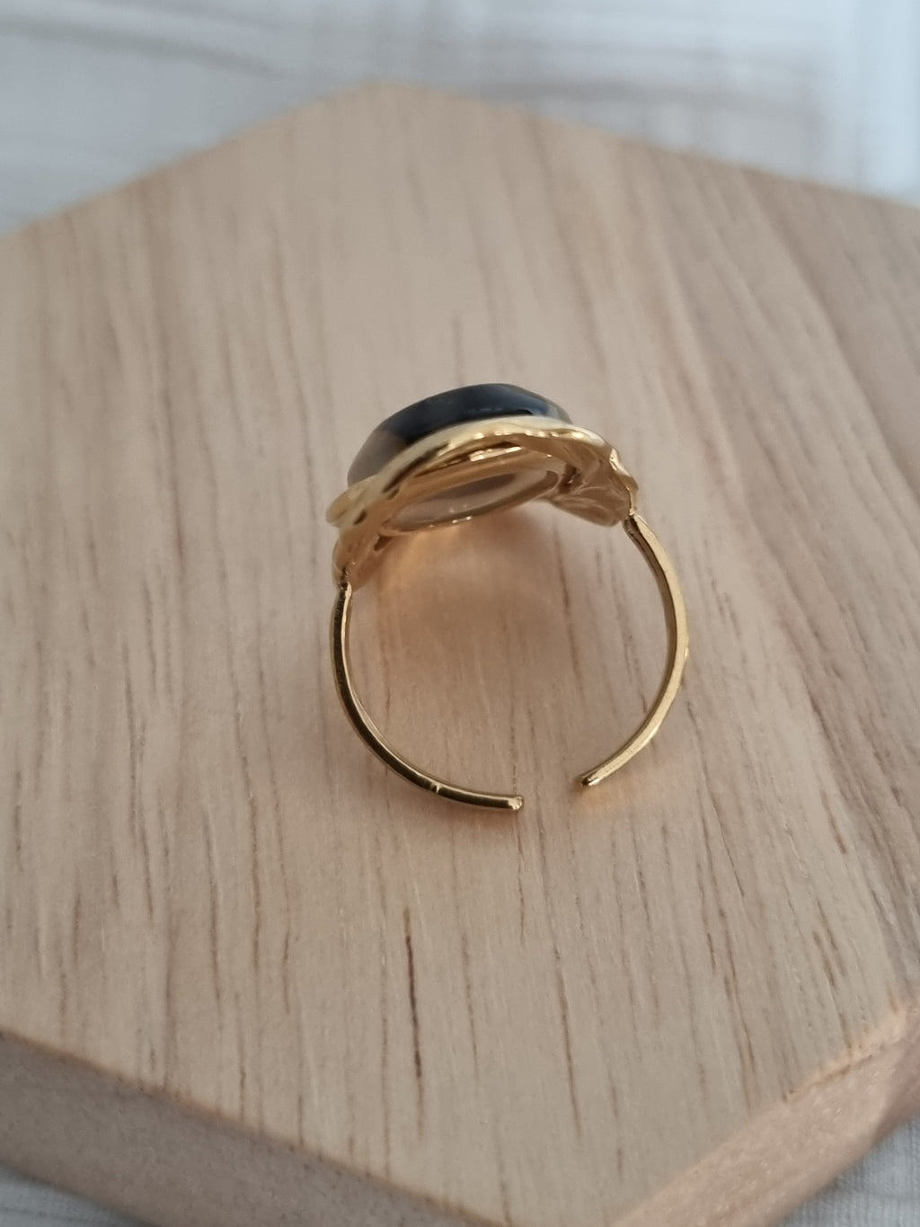 Bague Ovale Écaille